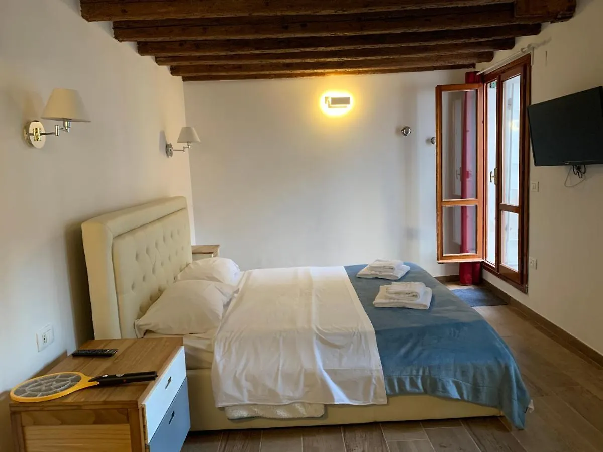 Privatunterkunft Ferienwohnung Casa Giardini Venedig